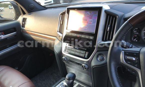 Acheter Import Voiture Toyota Land Cruiser Noir à Beitbridge, Matabeleland South Acheter Import Voiture Toyota Land Cruiser Noir à Beitbridge, Matabeleland South