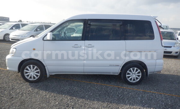Acheter Occasion Voiture Toyota Noah Blanc à Beitbridge, Matabeleland South Acheter Occasion Voiture Toyota Noah Blanc à Beitbridge, Matabeleland South
