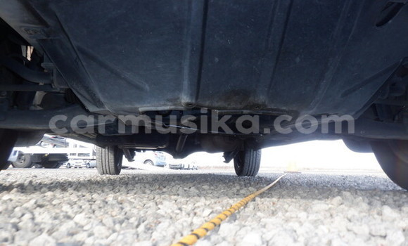 Acheter Occasion Voiture Toyota Noah Blanc à Beitbridge, Matabeleland South Acheter Occasion Voiture Toyota Noah Blanc à Beitbridge, Matabeleland South