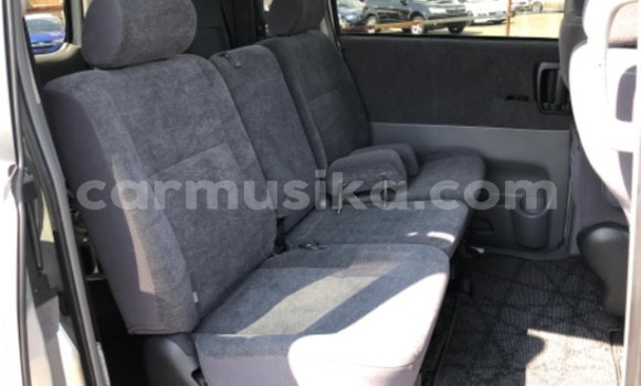 Nunua Ilio tumika Toyota Noah Fedha Gari ndani ya Beitbridge nchini Matabeleland Kusini Nunua Ilio tumika Toyota Noah Fedha Gari ndani ya Beitbridge nchini Matabeleland Kusini