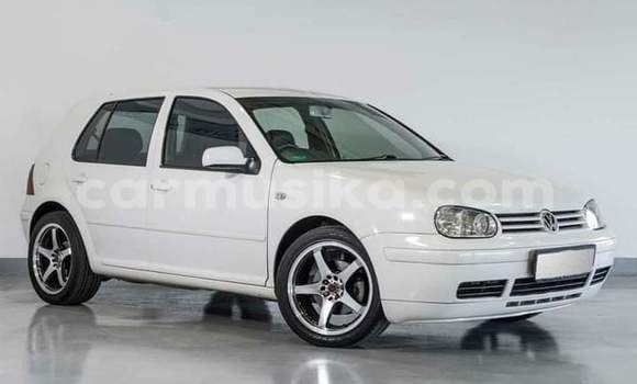 Tenga Tsaru Volkswagen Golf Sirivha Mota in Beitbridge in Matabeleland South Tenga Tsaru Volkswagen Golf Sirivha Mota in Beitbridge in Matabeleland South