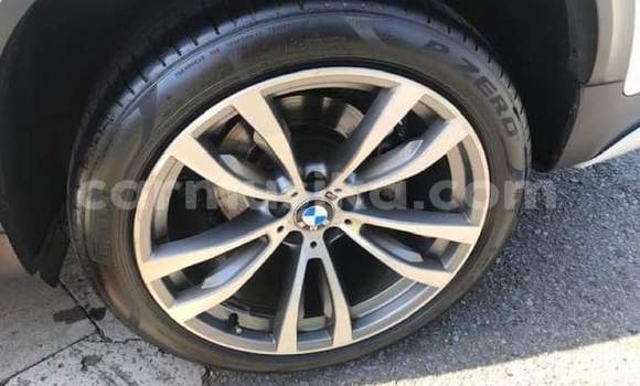 Acheter Occasion Voiture BMW X5 M Blanc à Beitbridge, Matabeleland South Acheter Occasion Voiture BMW X5 M Blanc à Beitbridge, Matabeleland South