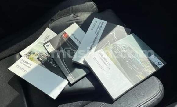 Acheter Occasion Voiture BMW X5 M Blanc à Beitbridge, Matabeleland South Acheter Occasion Voiture BMW X5 M Blanc à Beitbridge, Matabeleland South