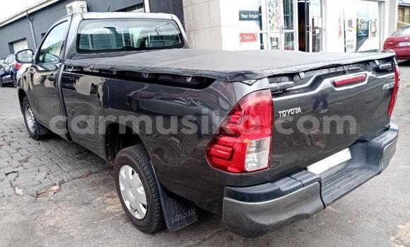 Acheter Occasion Voiture Toyota Hilux Gris à Beitbridge, Matabeleland South Acheter Occasion Voiture Toyota Hilux Gris à Beitbridge, Matabeleland South