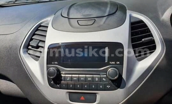 Buy Used Ford Fiesta White Car in Beitbridge in Matabeleland South Buy Used Ford Fiesta White Car in Beitbridge in Matabeleland South