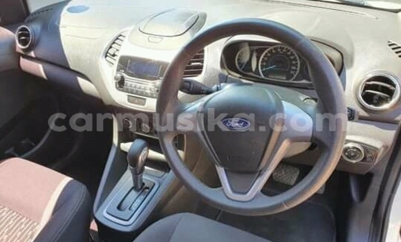 Buy Used Ford Fiesta White Car in Beitbridge in Matabeleland South Buy Used Ford Fiesta White Car in Beitbridge in Matabeleland South