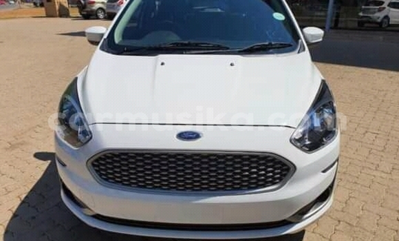 Buy Used Ford Fiesta White Car in Beitbridge in Matabeleland South Buy Used Ford Fiesta White Car in Beitbridge in Matabeleland South