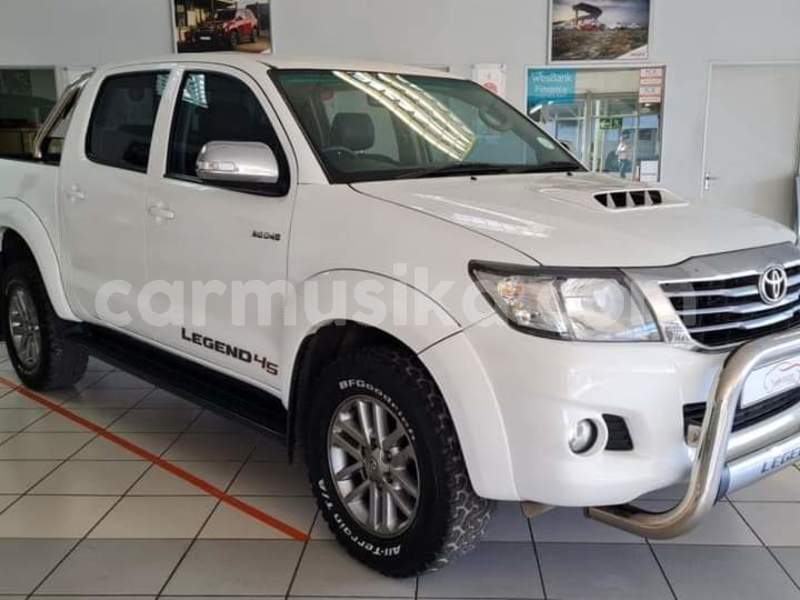 Big with watermark toyota hilux matabeleland south beitbridge 26935