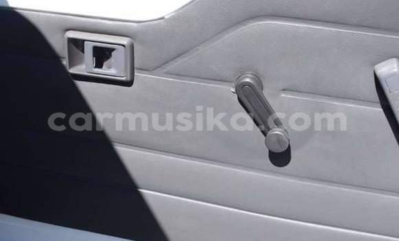 Acheter Occasion Voiture Toyota Hiace Blanc à Beitbridge, Matabeleland South Acheter Occasion Voiture Toyota Hiace Blanc à Beitbridge, Matabeleland South