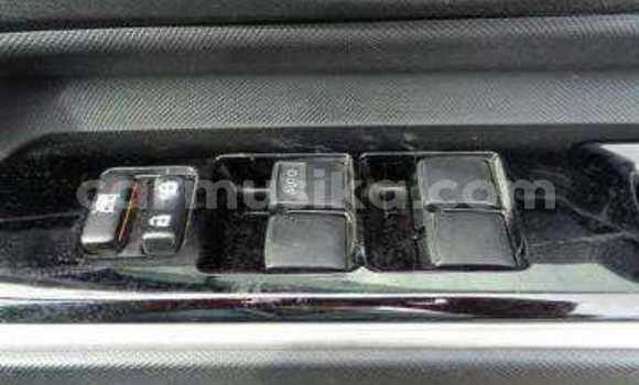 Buy Used Toyota Aqua White Car in Beitbridge in Matabeleland South Buy Used Toyota Aqua White Car in Beitbridge in Matabeleland South