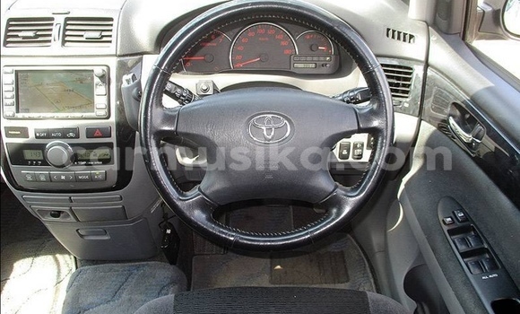 Acheter Occasion Voiture Toyota Ipsum Gris à Beitbridge, Matabeleland South Acheter Occasion Voiture Toyota Ipsum Gris à Beitbridge, Matabeleland South