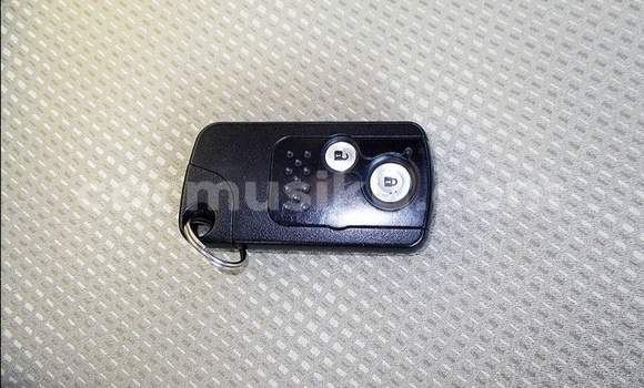 Nunua Ilio tumika Honda Fit Nyekundu Gari ndani ya Beitbridge nchini Matabeleland Kusini Nunua Ilio tumika Honda Fit Nyekundu Gari ndani ya Beitbridge nchini Matabeleland Kusini