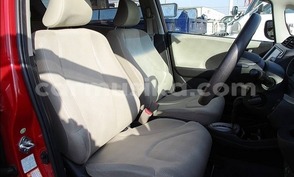 Nunua Ilio tumika Honda Fit Nyekundu Gari ndani ya Beitbridge nchini Matabeleland Kusini Nunua Ilio tumika Honda Fit Nyekundu Gari ndani ya Beitbridge nchini Matabeleland Kusini