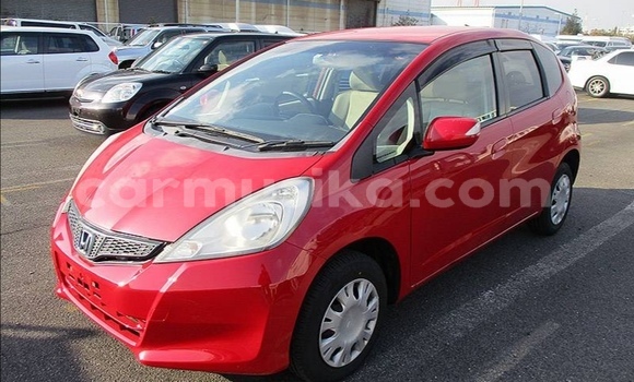 Nunua Ilio tumika Honda Fit Nyekundu Gari ndani ya Beitbridge nchini Matabeleland Kusini Nunua Ilio tumika Honda Fit Nyekundu Gari ndani ya Beitbridge nchini Matabeleland Kusini