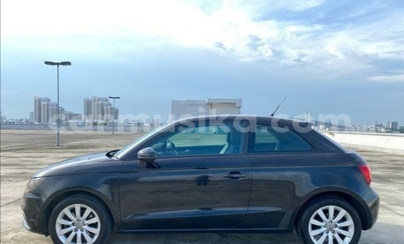 Acheter Occasion Voiture Audi A1 Noir à Beitbridge, Matabeleland South Acheter Occasion Voiture Audi A1 Noir à Beitbridge, Matabeleland South
