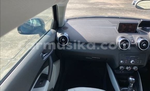 Acheter Occasion Voiture Audi A1 Noir à Beitbridge, Matabeleland South Acheter Occasion Voiture Audi A1 Noir à Beitbridge, Matabeleland South