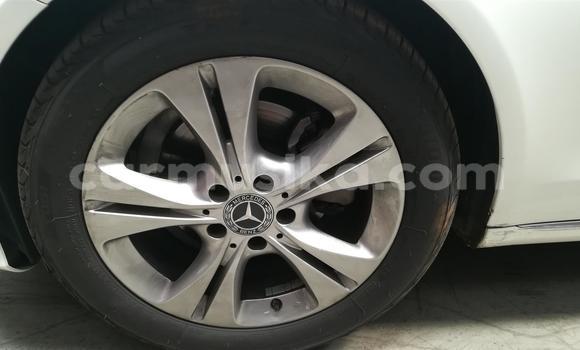 Buy Used Mercedes-Benz C180 coupe White Car in Bulawayo in Bulawayo Buy Used Mercedes-Benz C180 coupe White Car in Bulawayo in Bulawayo