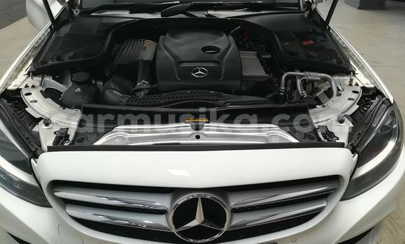 Buy Used Mercedes-Benz C180 coupe White Car in Bulawayo in Bulawayo Buy Used Mercedes-Benz C180 coupe White Car in Bulawayo in Bulawayo