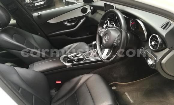 Buy Used Mercedes-Benz C180 coupe White Car in Bulawayo in Bulawayo Buy Used Mercedes-Benz C180 coupe White Car in Bulawayo in Bulawayo