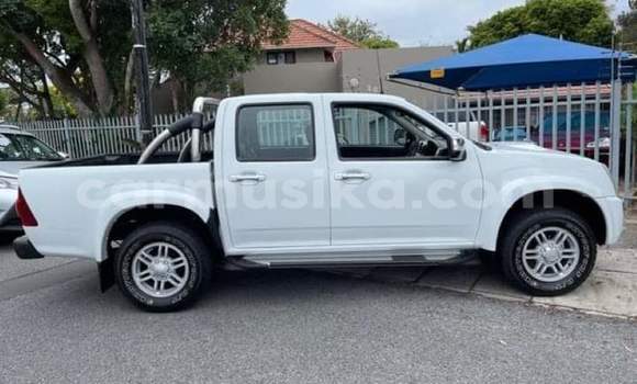 Acheter Occasion Voiture Isuzu KB Blanc à Beitbridge, Matabeleland South Acheter Occasion Voiture Isuzu KB Blanc à Beitbridge, Matabeleland South