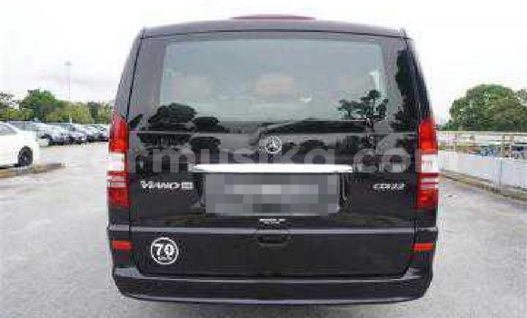 Buy Used Mercedes-Benz C-Classe Black Car in Beitbridge in Matabeleland South Buy Used Mercedes-Benz C-Classe Black Car in Beitbridge in Matabeleland South