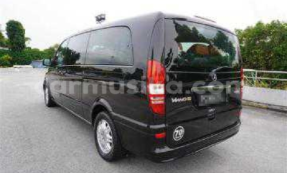 Buy Used Mercedes-Benz C-Classe Black Car in Beitbridge in Matabeleland South Buy Used Mercedes-Benz C-Classe Black Car in Beitbridge in Matabeleland South