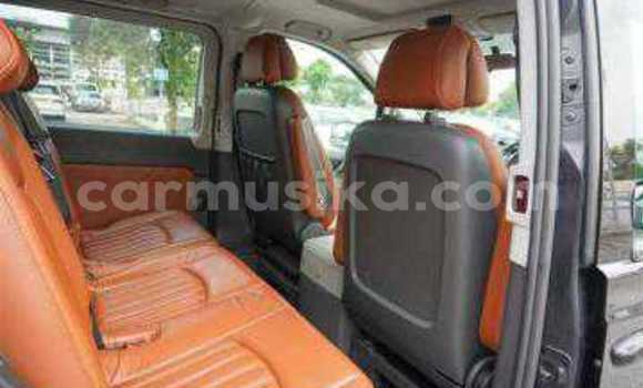 Buy Used Mercedes-Benz C-Classe Black Car in Beitbridge in Matabeleland South Buy Used Mercedes-Benz C-Classe Black Car in Beitbridge in Matabeleland South