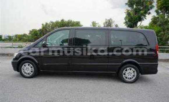 Buy Used Mercedes-Benz C-Classe Black Car in Beitbridge in Matabeleland South Buy Used Mercedes-Benz C-Classe Black Car in Beitbridge in Matabeleland South