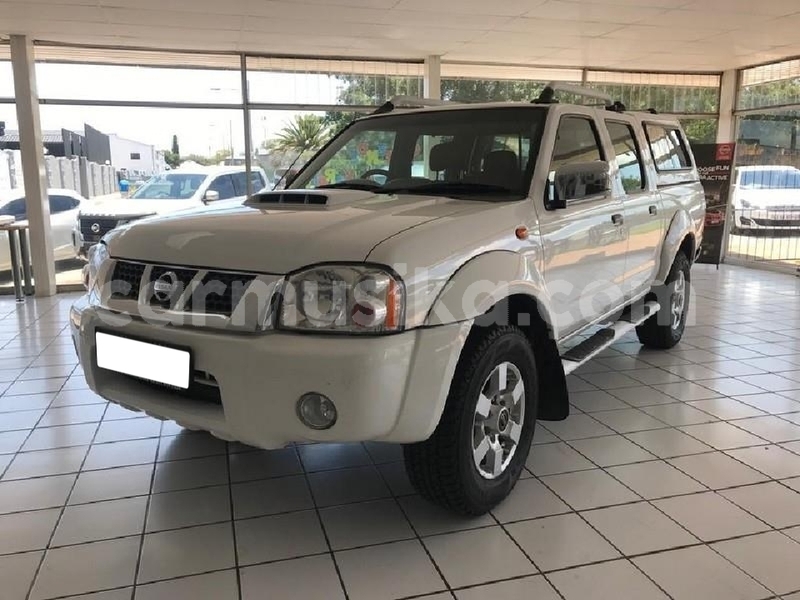 Big with watermark nissan np 300 matabeleland south beitbridge 26967