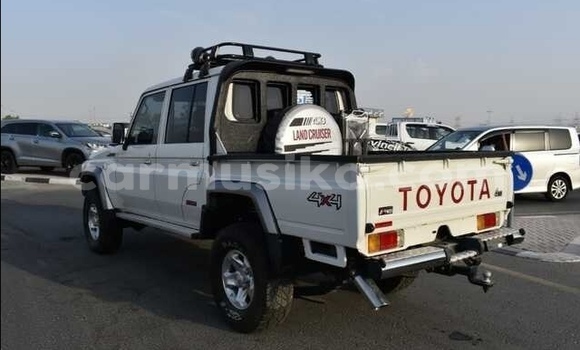 Tenga Tsaru Toyota Land Cruiser Zvimwe Mota in Beitbridge in Matabeleland South Tenga Tsaru Toyota Land Cruiser Zvimwe Mota in Beitbridge in Matabeleland South