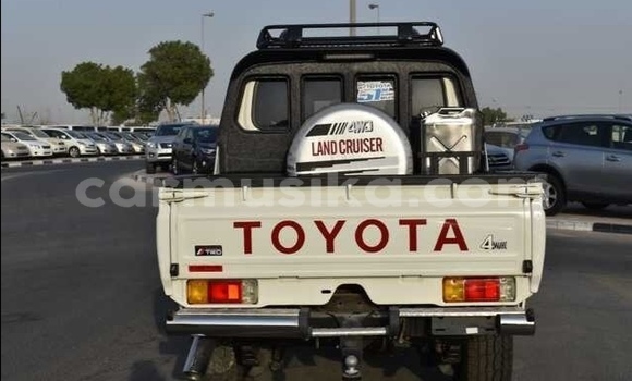 Tenga Tsaru Toyota Land Cruiser Zvimwe Mota in Beitbridge in Matabeleland South Tenga Tsaru Toyota Land Cruiser Zvimwe Mota in Beitbridge in Matabeleland South