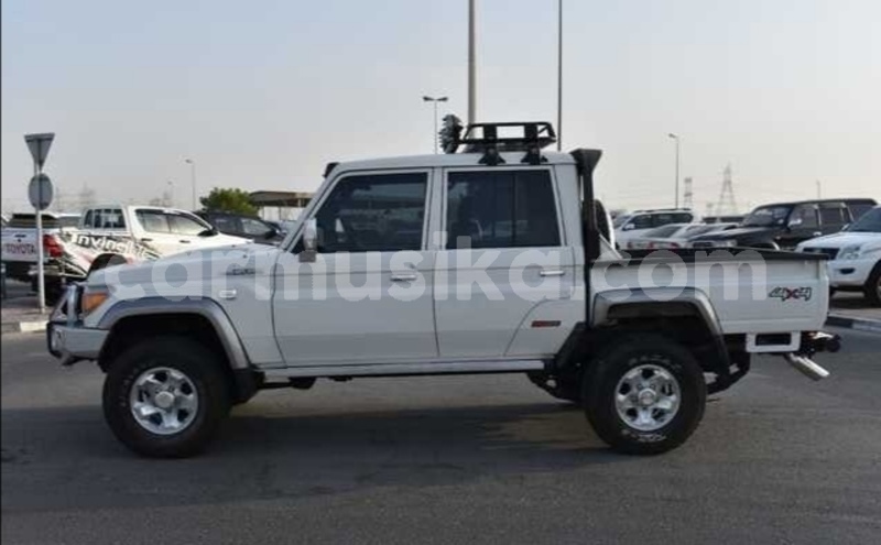 Big with watermark toyota land cruiser matabeleland south beitbridge 26968