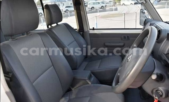 Tenga Tsaru Toyota Land Cruiser Zvimwe Mota in Beitbridge in Matabeleland South Tenga Tsaru Toyota Land Cruiser Zvimwe Mota in Beitbridge in Matabeleland South