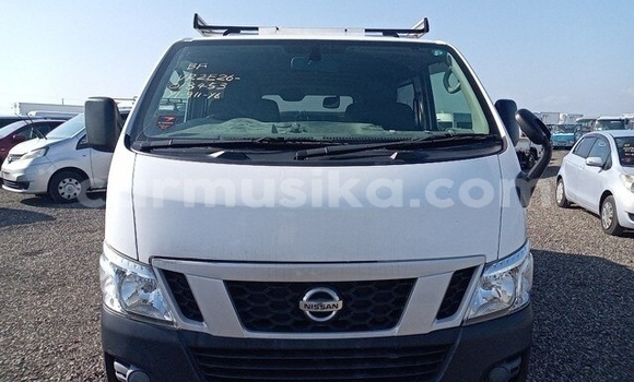 Buy Used Nissan Caravan White Car in Beitbridge in Matabeleland South Buy Used Nissan Caravan White Car in Beitbridge in Matabeleland South