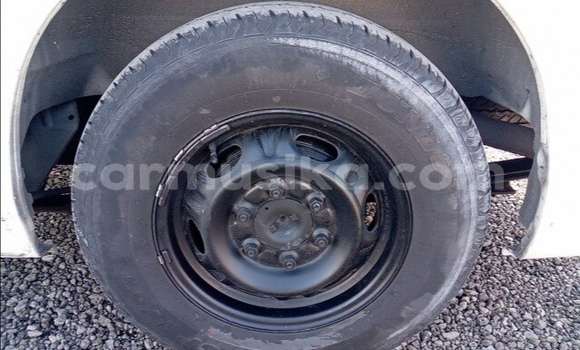 Buy Used Nissan Caravan White Car in Beitbridge in Matabeleland South Buy Used Nissan Caravan White Car in Beitbridge in Matabeleland South