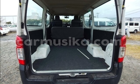 Buy Used Nissan Caravan White Car in Beitbridge in Matabeleland South Buy Used Nissan Caravan White Car in Beitbridge in Matabeleland South
