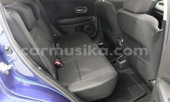 Acheter Occasion Voiture Honda Vezel Bleu à Beitbridge, Matabeleland South Acheter Occasion Voiture Honda Vezel Bleu à Beitbridge, Matabeleland South