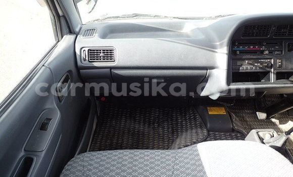 Buy Used Toyota RegiusAce White Car in Beitbridge in Matabeleland South Buy Used Toyota RegiusAce White Car in Beitbridge in Matabeleland South