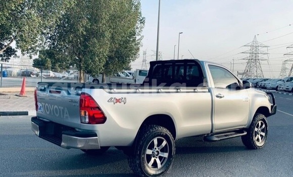 Acheter Occasion Voiture Toyota Hilux Beige à Beitbridge, Matabeleland South Acheter Occasion Voiture Toyota Hilux Beige à Beitbridge, Matabeleland South