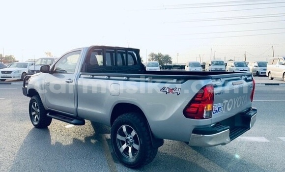 Acheter Occasion Voiture Toyota Hilux Beige à Beitbridge, Matabeleland South Acheter Occasion Voiture Toyota Hilux Beige à Beitbridge, Matabeleland South