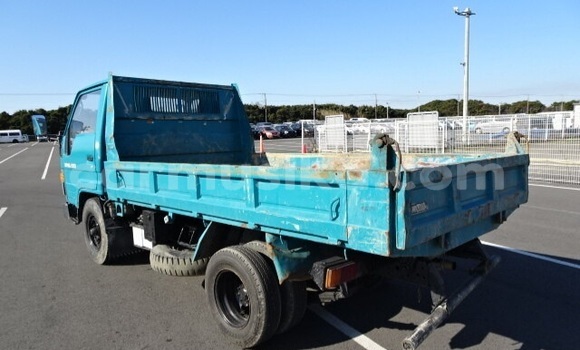 Buy Used Toyota Dyna Blue Truck in Beitbridge in Matabeleland South Buy Used Toyota Dyna Blue Truck in Beitbridge in Matabeleland South