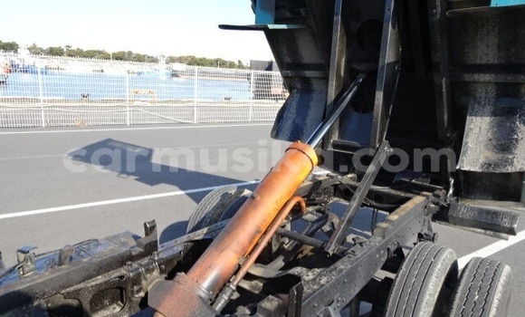 Buy Used Toyota Dyna Blue Truck in Beitbridge in Matabeleland South Buy Used Toyota Dyna Blue Truck in Beitbridge in Matabeleland South