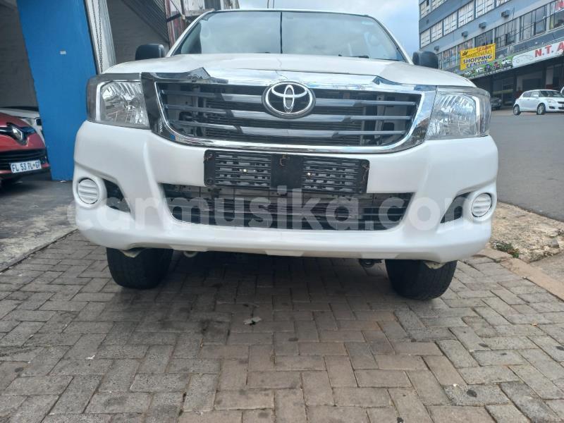 Big with watermark toyota hilux matabeleland south beitbridge 27007