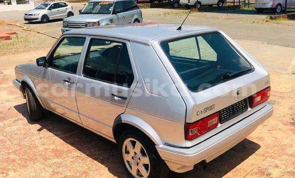 Acheter Occasion Voiture Volkswagen Golf Gris à Beitbridge, Matabeleland South Acheter Occasion Voiture Volkswagen Golf Gris à Beitbridge, Matabeleland South