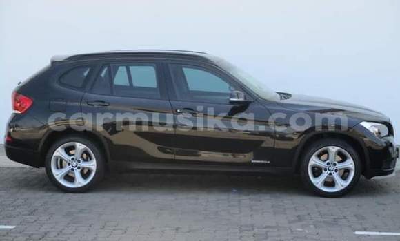 Nunua Ilio tumika BMW X1 Nyeusi Gari ndani ya Beitbridge nchini Matabeleland Kusini Nunua Ilio tumika BMW X1 Nyeusi Gari ndani ya Beitbridge nchini Matabeleland Kusini
