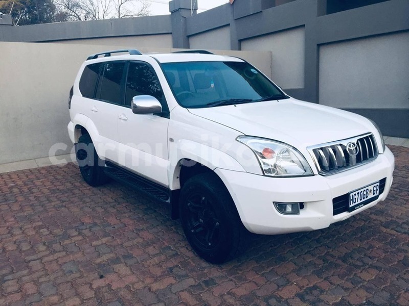 Big with watermark toyota land cruiser prado matabeleland south beitbridge 27032