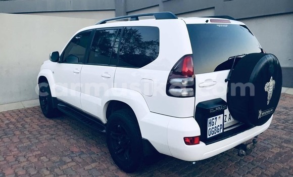 Tenga Tsaru Toyota Land Cruiser Prado Chena Mota in Beitbridge in Matabeleland South Tenga Tsaru Toyota Land Cruiser Prado Chena Mota in Beitbridge in Matabeleland South