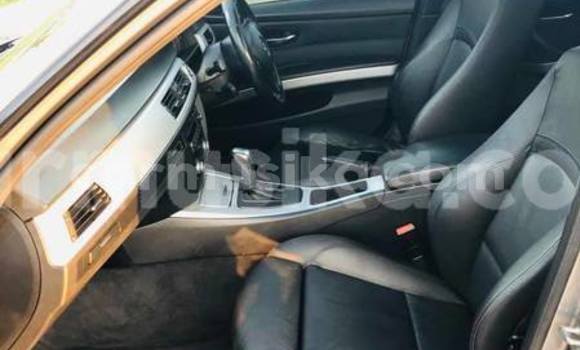 Tenga Tsaru BMW 3–Series Sirivha Mota in Beitbridge in Matabeleland South Tenga Tsaru BMW 3–Series Sirivha Mota in Beitbridge in Matabeleland South