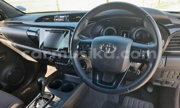 Acheter Occasion Voiture Toyota Hilux Blanc à Beitbridge, Matabeleland South