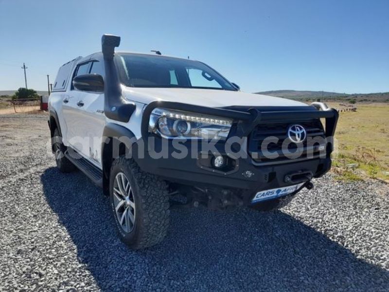 Big with watermark toyota hilux matabeleland south beitbridge 27039